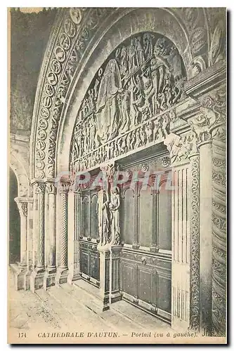 Cartes postales Cathedrale d'Autun Portail vu a gauche