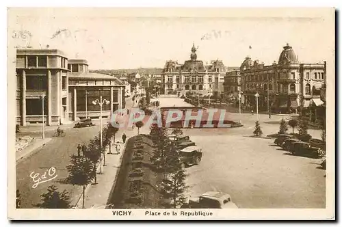 Cartes postales Vichy Place de la Republique