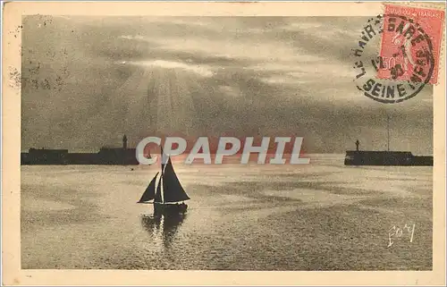 Cartes postales LE HAVRE  soleil a l'entree du coucher du port