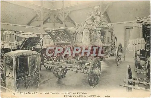 Ansichtskarte AK VERSAILLES-Petit trianon-Musee des Voitures.Voiture du Sacre de Charles X-LL