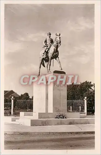 Cartes postales TARBES.Statue du Marechal Foch (J.MARTIN.Arch)