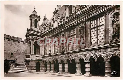 Cartes postales 19 La Rochelle-L'Hotel de Ville.Facade sur la cour interieure