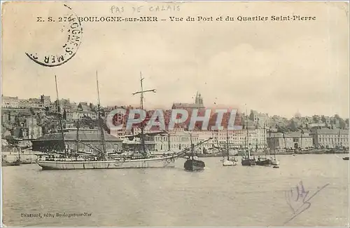 Cartes postales Boulogne sur Mer Vue du Port et du Quartier Saint Pierre Bateau
