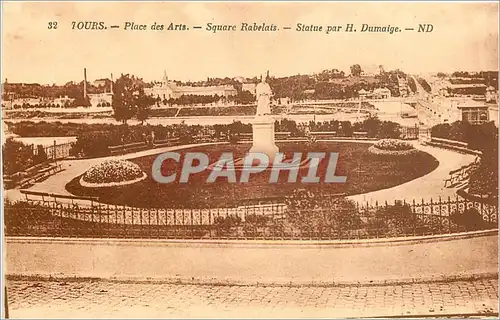 Cartes postales Tours Place des Arts Square Rabelais Statue par H Dumaige