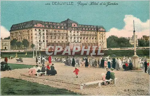 Cartes postales Deauville Royal Hotel et le Jardin