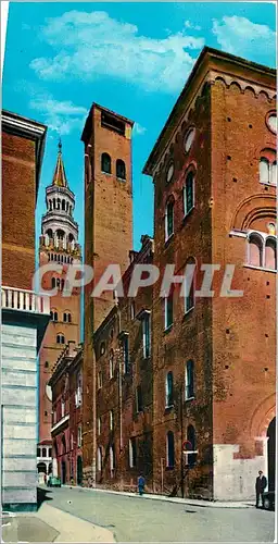 Cartes postales Cremona Le Palais Communal et le clocher Torrazzo