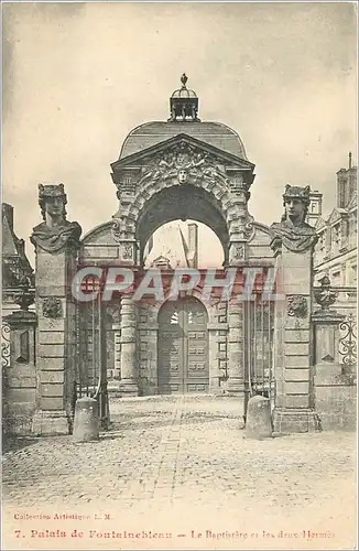 Ansichtskarte AK Palais de Fontainebleau Le Baptistere et les deux Hermes