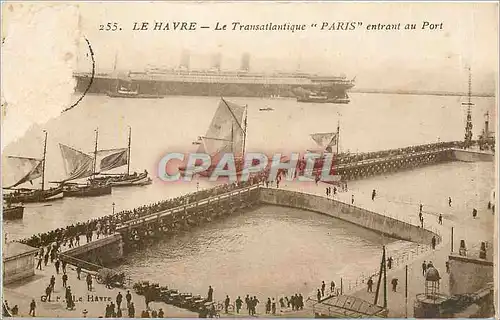 Ansichtskarte AK Le Havre Le Transatlantique Paris entrant au Port Bateau