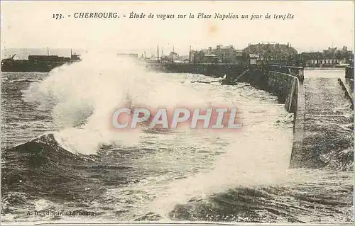 Cartes postales Cherbourg Etude du vagues sur la Place Napoleon un jour de tempete