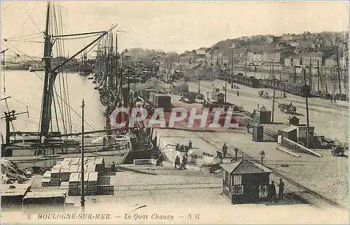 Cartes postales Boulogne sur Mer Le Quaz Chanzy Bateaux