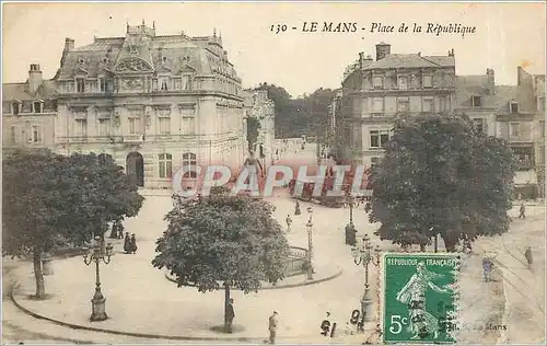 Ansichtskarte AK Le Mans Place de la Republique Tramway