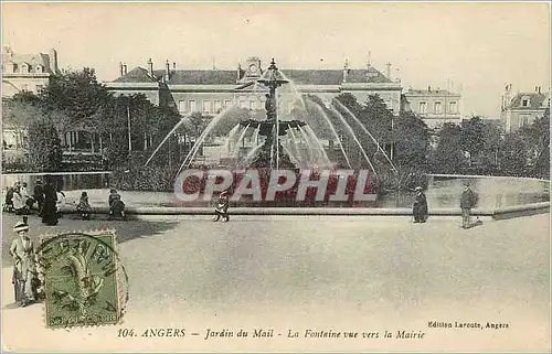 Cartes postales Angers Jardin du Mail La Fontaine vue vers la Mairie