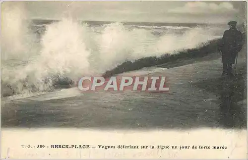 Ansichtskarte AK Berck Plage Vagues deferlant sur la digue un jour de forte maree