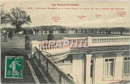 Cartes postales Pau Nouvelle Terrasse de la Place Royale et Partie est de la Chaine des Pyrenees