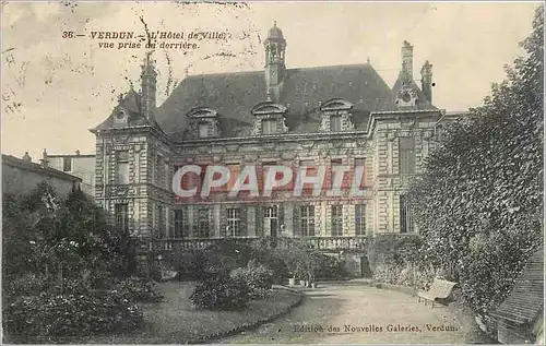 Cartes postales Verdun L'Hotel de Ville vue prise de derriere
