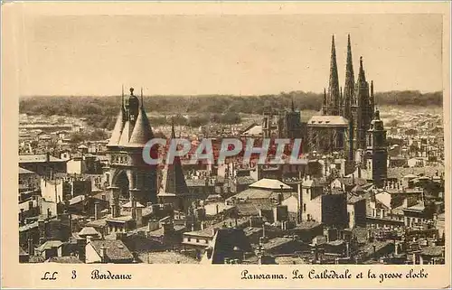 Cartes postales Bordeaux Panorama La Cathedrale et la grosse cloche