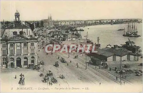 Ansichtskarte AK Bordeaux Les Quais Vue prise de la Donane