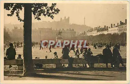 Cartes postales Lyon Rhone Place Bellecour