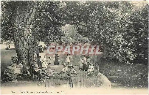 Cartes postales Vichy Un Coin du Parc