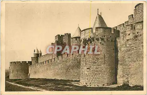 Cartes postales Carcassonne Aude La Cite La Tour carree et les Hautes Lices