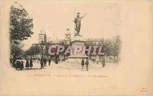 Cartes postales Bordeaux Statue de Vertingilorix et les allees Damour