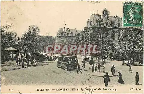 Cartes postales Le Havre L'Hotel de Ville et le Boulevard de Strasbourg Tramway