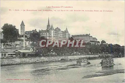 Cartes postales Les Basses Pyrenees Le Boulevard des Pyrenees vu du Gave et les Ruines de l'Ancien Port de Juran