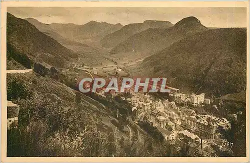 Cartes postales Le Mont Dore Puy de Dome La Ville et la Vallee de la Dordogne
