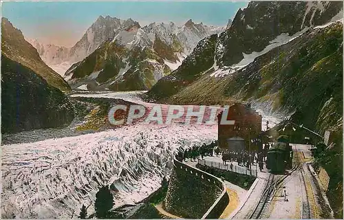 Cartes postales moderne Chamonix Mont Blanc La Mer de Glace arrivee du train a Montenvers Train