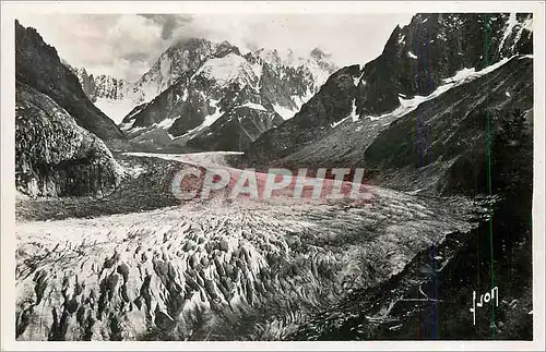 Ansichtskarte AK Chamonix Haute Savoie La Mer de glace et dans le fond le massif des Grandes Jorasses