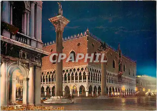 Cartes postales moderne Venise Palais Ducal la nuit