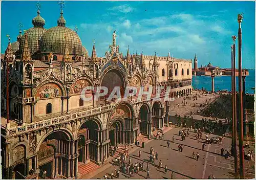 Cartes postales moderne Venise Basilique et petite place St Marc