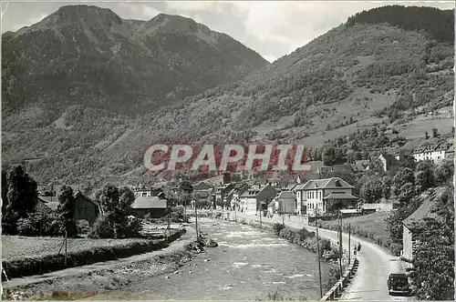 Cartes postales moderne Valle de Aran Lerida Le Garonne et vue partielle