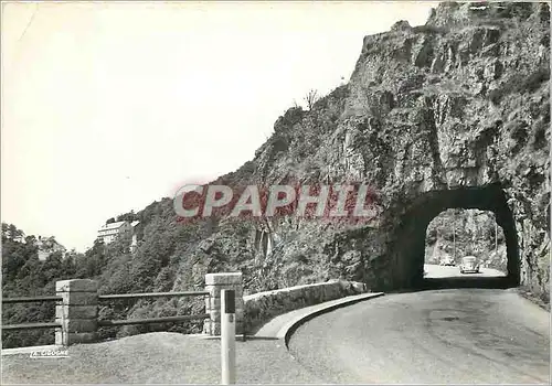 Cartes postales moderne Les Hautes Vosges Le Tunnel de La Schlucht et les Hotels