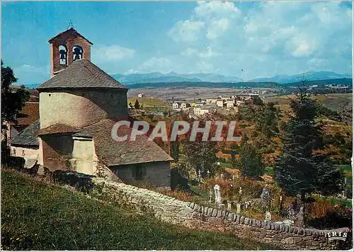 Cartes postales moderne La Cerdagne Francaise La tres curieuse eglise de Planes Au loin la citadelle de Mont Louis