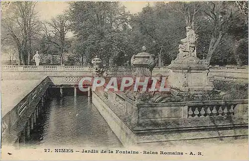 Ansichtskarte AK Nimes Jardin de la Fontaine Bains Romains