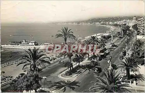 Cartes postales Nice La Promenade des Anglais et la Baie des Anges