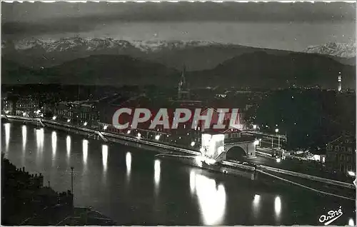 Cartes postales Les Belles Alpes Francaise Grenoble Les Quais de l'Isere au Crepuscule