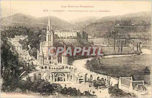 Cartes postales Lourdes Vue Plongeante sur la Basilique