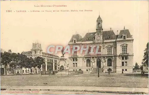 Cartes postales Tarbes L'Hotel de Ville et le Nouvel des Postes