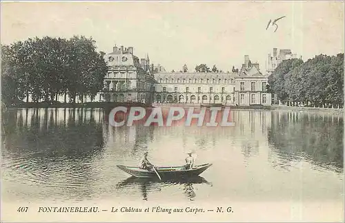 Ansichtskarte AK Fontainebleau Le Chateau et l'Etang aux Carpes