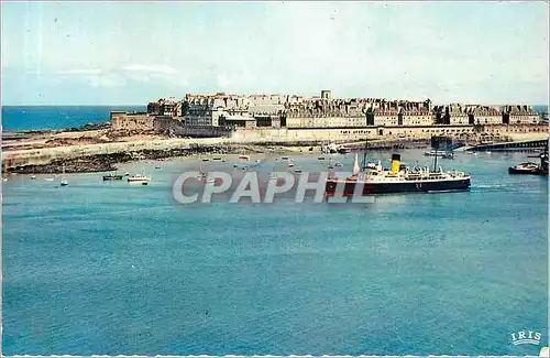 Cartes postales moderne Saint Malo Cite Corsaire Vue generale Bateau