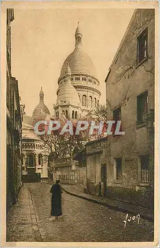 Cartes postales Paris La Basilique du Sacre Coeur vue de la rue du Chevalier de la Barre