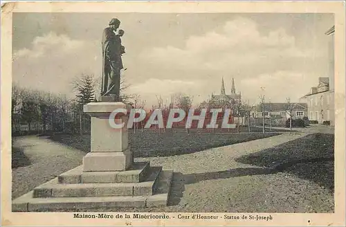 Cartes postales Maison-Mere de la Misericorde - Cour d'Honneur - Statue de St-Joseph