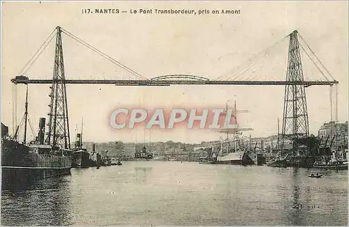 Cartes postales Nantes - Le Pont Transbordeur pris en Amont Bateaux