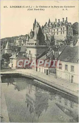 Ansichtskarte AK Loches - Le Chateau et la Porte des Cordeliers