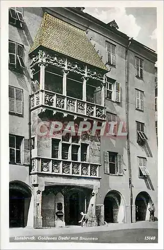 Cartes postales Innsbruck. Goldenes Dachl mit Brunnen