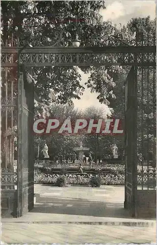 Cartes postales moderne Madrid - Retiro: Porte d'Hermani