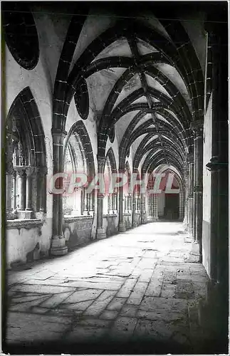 Ansichtskarte AK Evora Portugal Um aspecio do Claustro da Igreja da