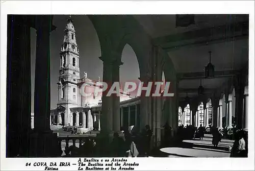 Cartes postales Cova da Iria Fatima La Basilica et les Arcades